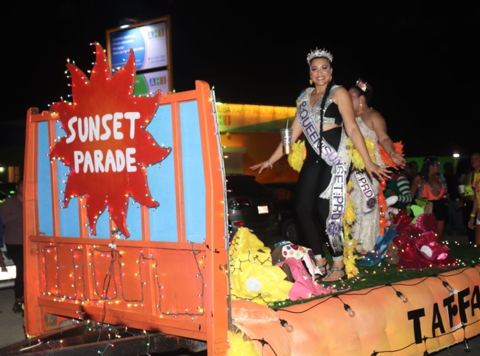 Hopi ambiente pa mira Sunset Parade na Noord