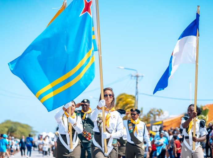 Gruponan uniforma cu meta comunitario ta wordo invita pa participa den desfile nacional