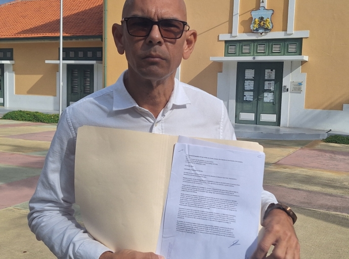 Ministernan di e mesun Raiz ta bay casacion contra matrimonio di mesun sexo