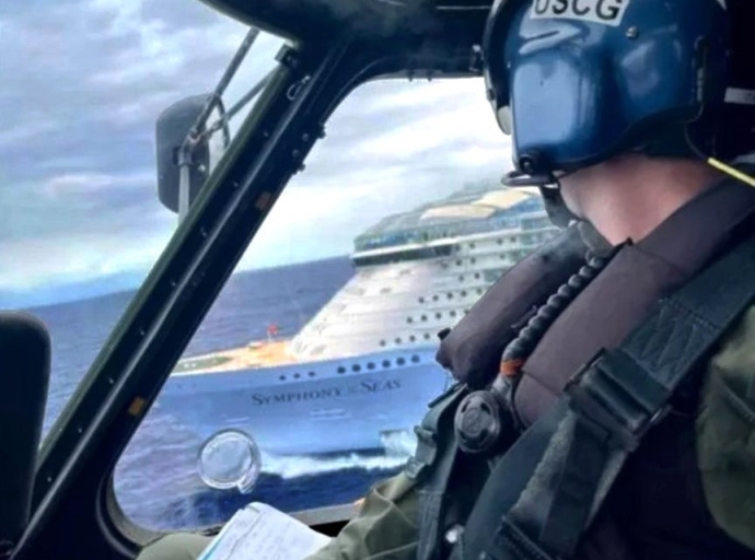 Coast Guard Mericano a evacua pasahero di Symphony of the Seas