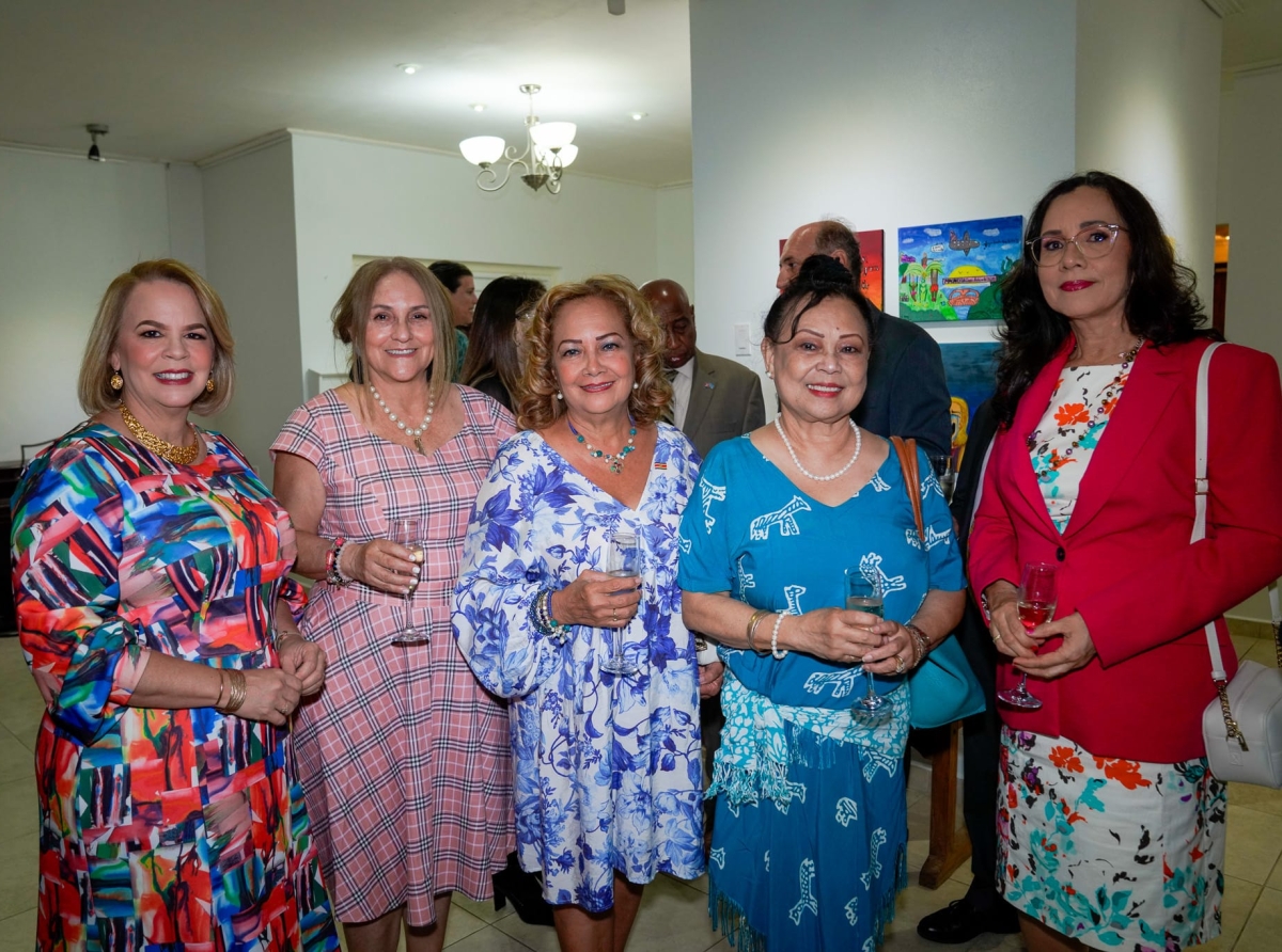 Prome Minister a atende reunion cu e Cuerpo Consular pa Aruba