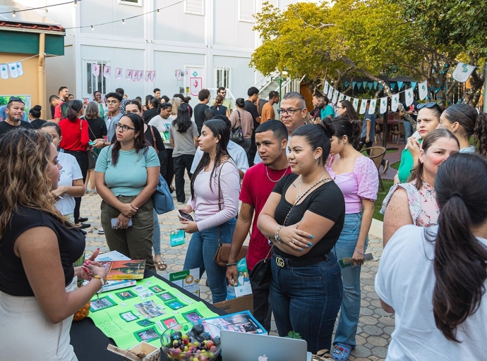 Diahuebs tin sesion informativo pa esnan cu kier logra nan MBA na Universidad di Aruba