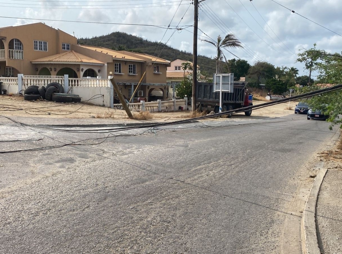 Un truck basta halto a ranca wayanan di internet pa gran parti di Aruba