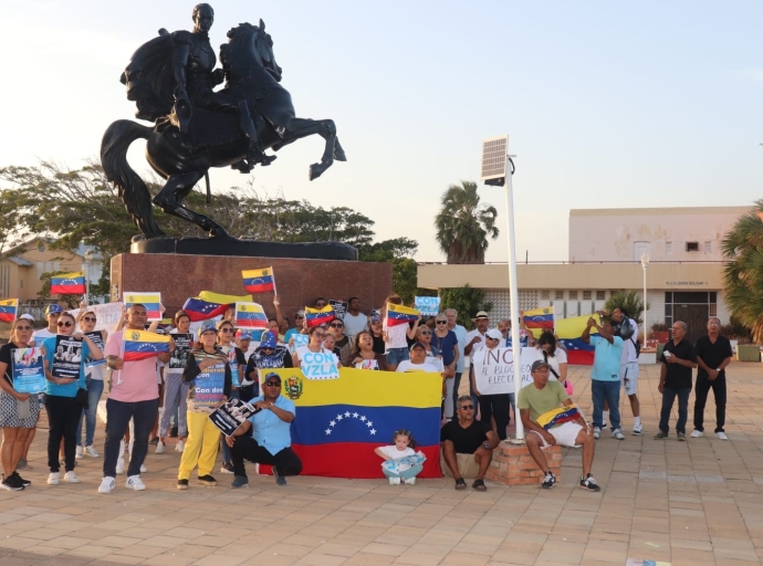 Venezolanonan na Aruba a protesta y exigi ‘eleccion liber’ na Venezuela   