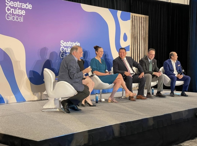 Marc Figaroa di Aruba Ports tabata panelista di Seatrade Cruise Global