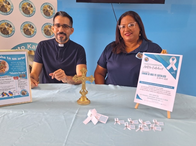 Iglesia Catolico di Aruba kier yama comunidad di Aruba pa cuminza celebra un Siman Catolico   