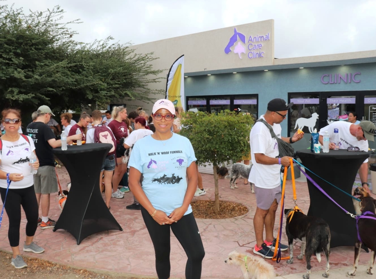 Hopi cara contento durante e 'Walk N'Woof FunWalk' di Animal Care Clinic