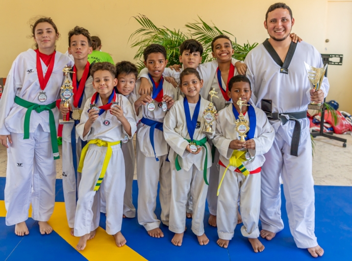 Chaco Taekwondo Academy a sali Best Team den Cas Bon Taekwondo Cup