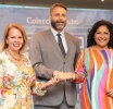 Minister di Cultura ta felicita Peter Scholing cu e reconocimento como “Caribbean Information Professional of the Year”