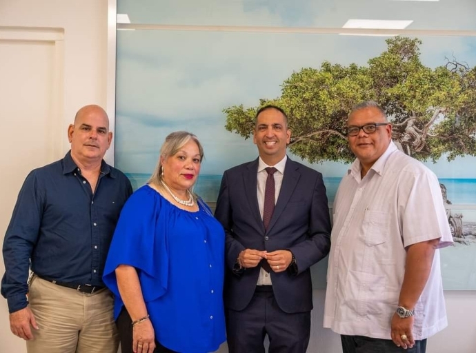 Aruba Lions Club a bay cerca Minister Dangui Oduber pa presenta e proyecto ‘Smile Mobile’