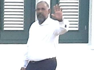 Leoncita Arends ta haya tereno for di Benny Sevinger siendo cu tin tres otro grupo cu a pidi pa e mesun tereno