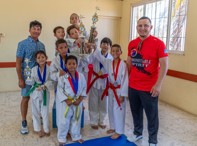 Chaco Taekwondo Academy a sali Best Team den Aracari Taekwondo Cup 2024