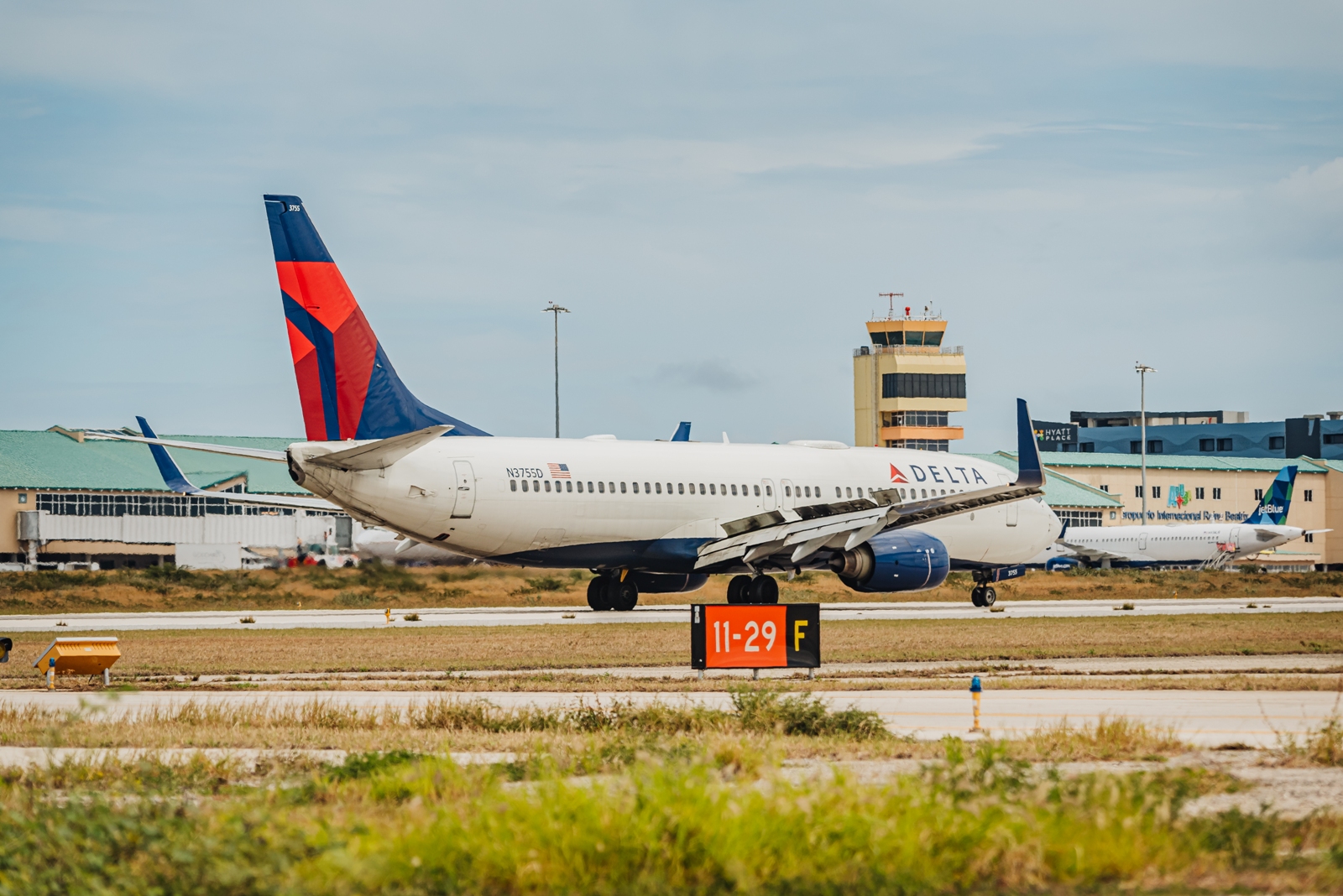 Delta Air Lines lo introduci vuelo directo un bes mas pa Aruba