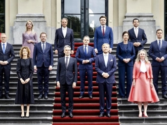 Gabinete Schoof I a huramenta na Paleis Huis ten Bosch