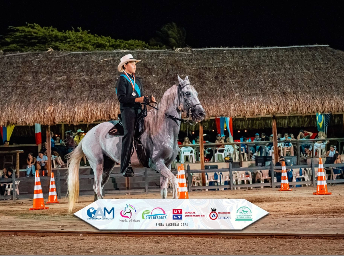 Participacion grandi di Jinete & Amazona den Feria Nacional