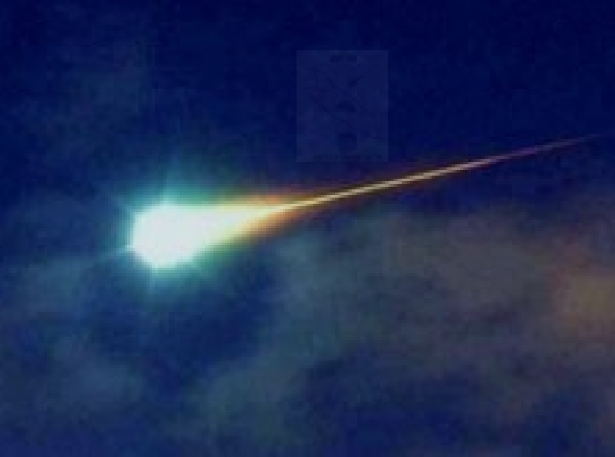 No tabata asteroid of satelite Starlink pero un BOLIDE Meteor