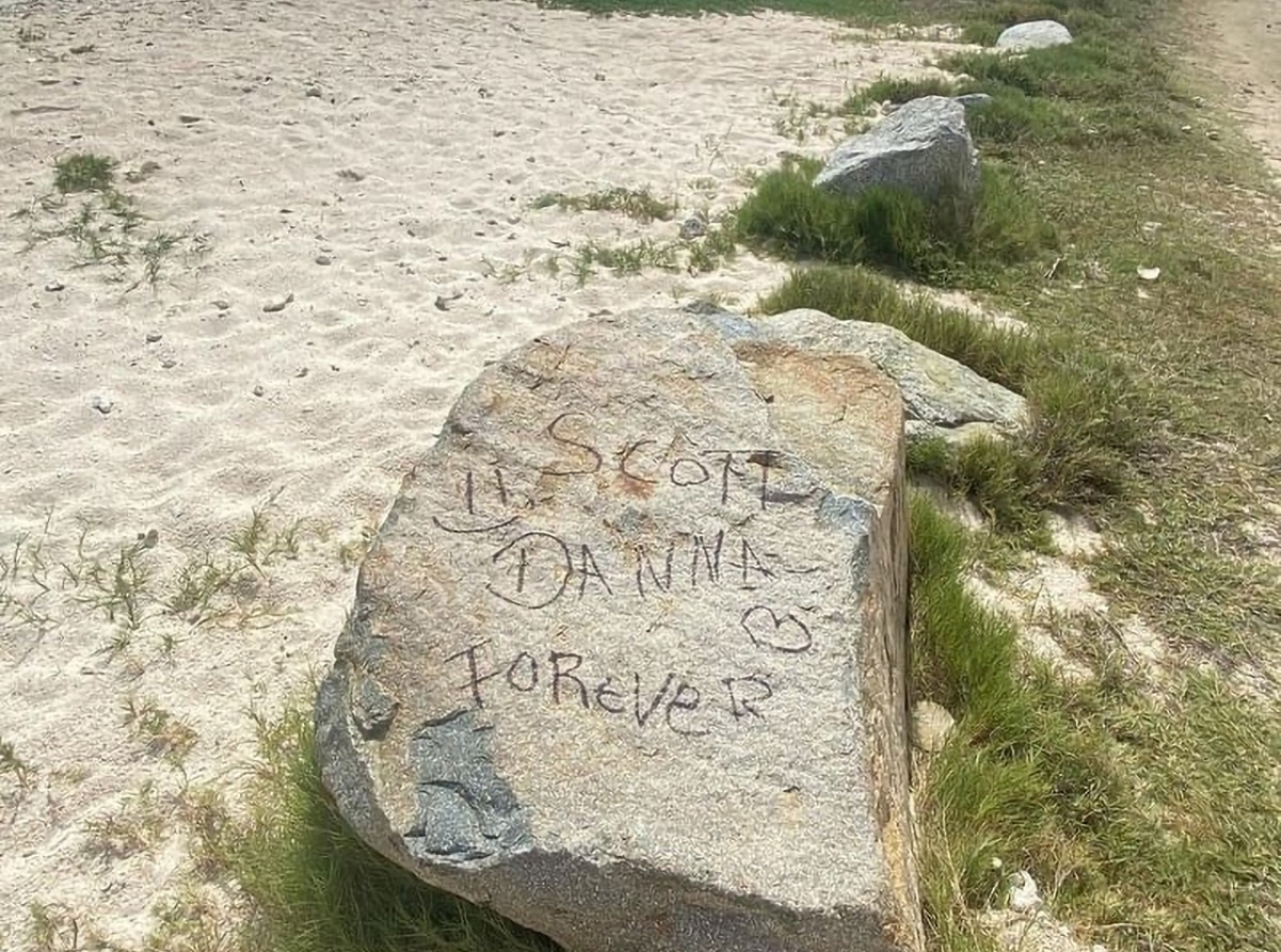 Gobierno ta nada contento cu e desaroyo aki na beach