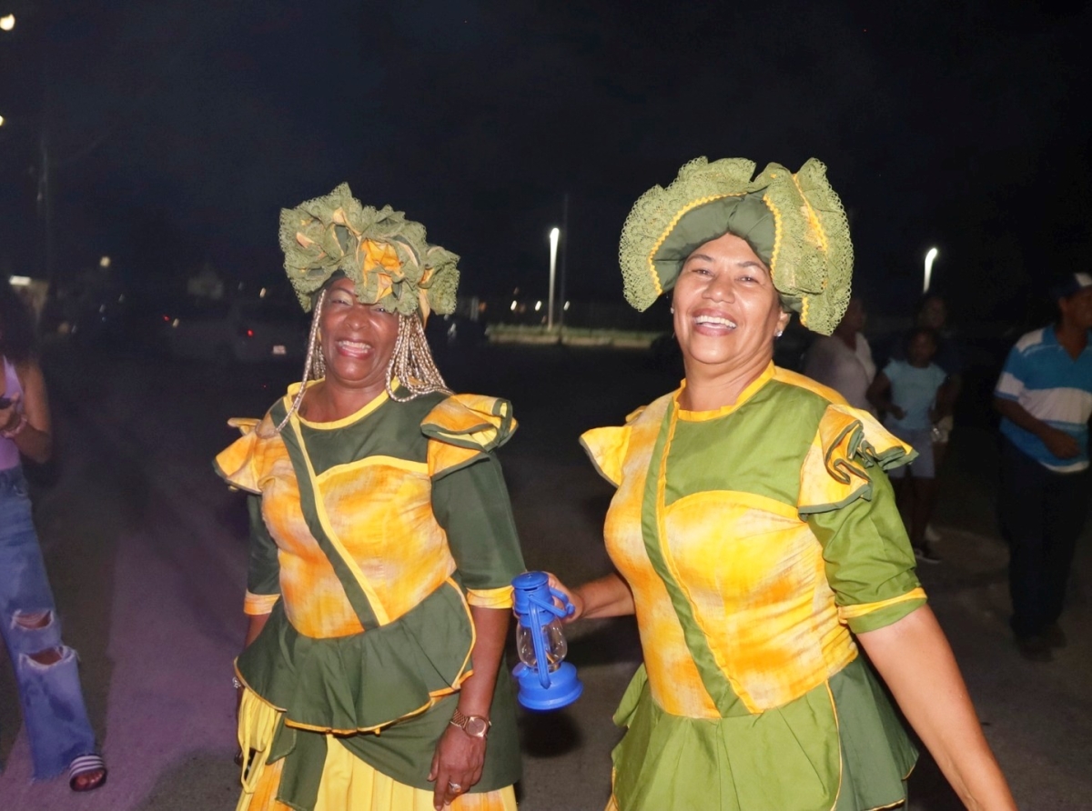 Bon ambiente cultural y crioyo durante e temporada di Dia di Brazil