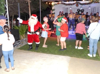 Exitoso evento ‘Christmas in July’ tabata hopi bon bishita