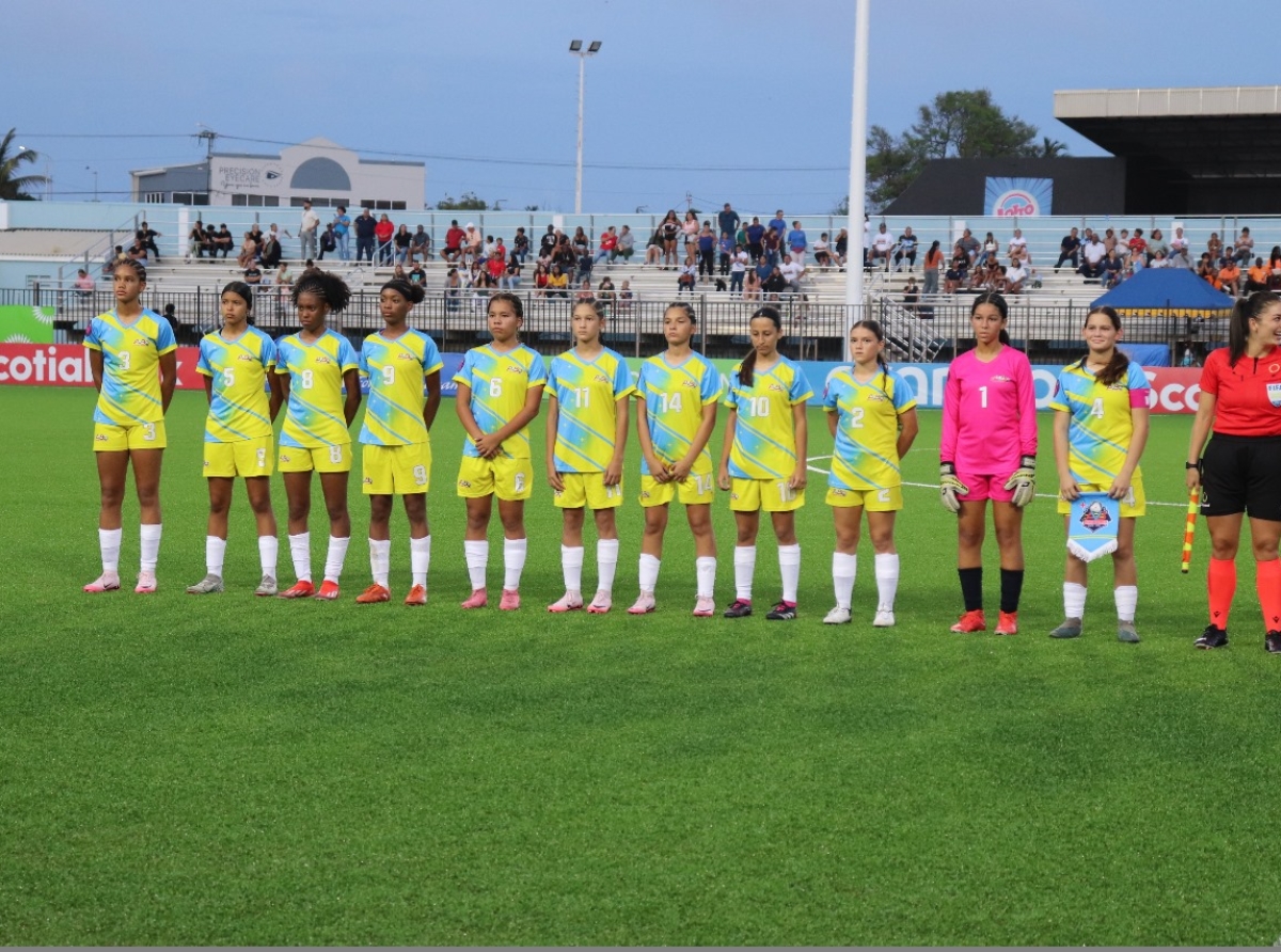 Seleccion femenino di Aruba U-15 a gana prome wega contra St. Vincent & Grenadines 5-0