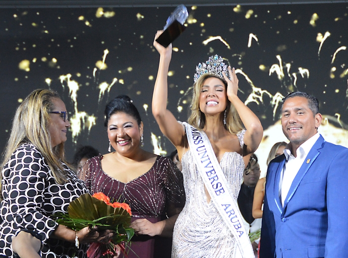 Anouk Eman eligi como Miss Universe Aruba 2024