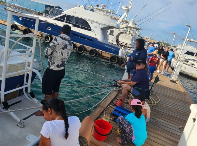 Exitoso tabata Kids Pier Fishing Tournament na Aruba Nautical Club