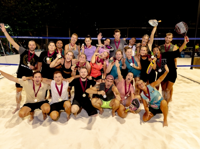 Hospital contento cu e di cuater edicion di Beach tennis presenta pa HVT