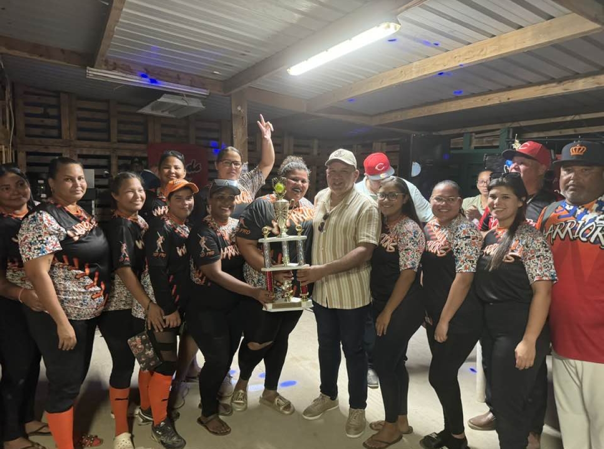  Minister di Deporte ta felicita e ekiponan cu a titula campeon di Copa Santa Cruz Softball