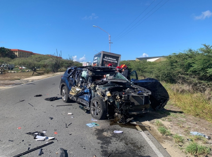 Chauffeur a scapa milagrosamente di accidente pisa cu truck