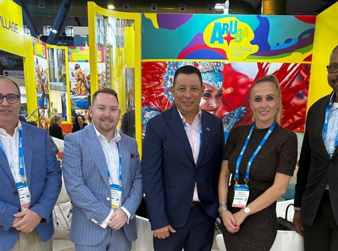    Aruba a reforsa relacion y conexion cu socionan global di crucero