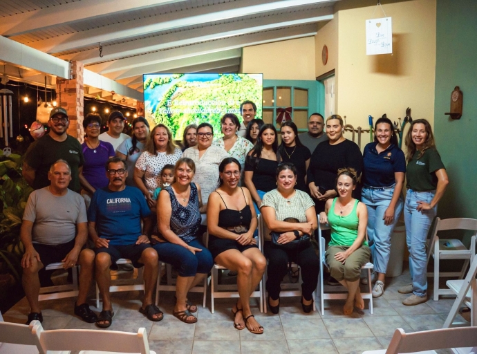 Aruba Conservation Foundation treciendo e bario di Brigamosa hunto pa e Lora