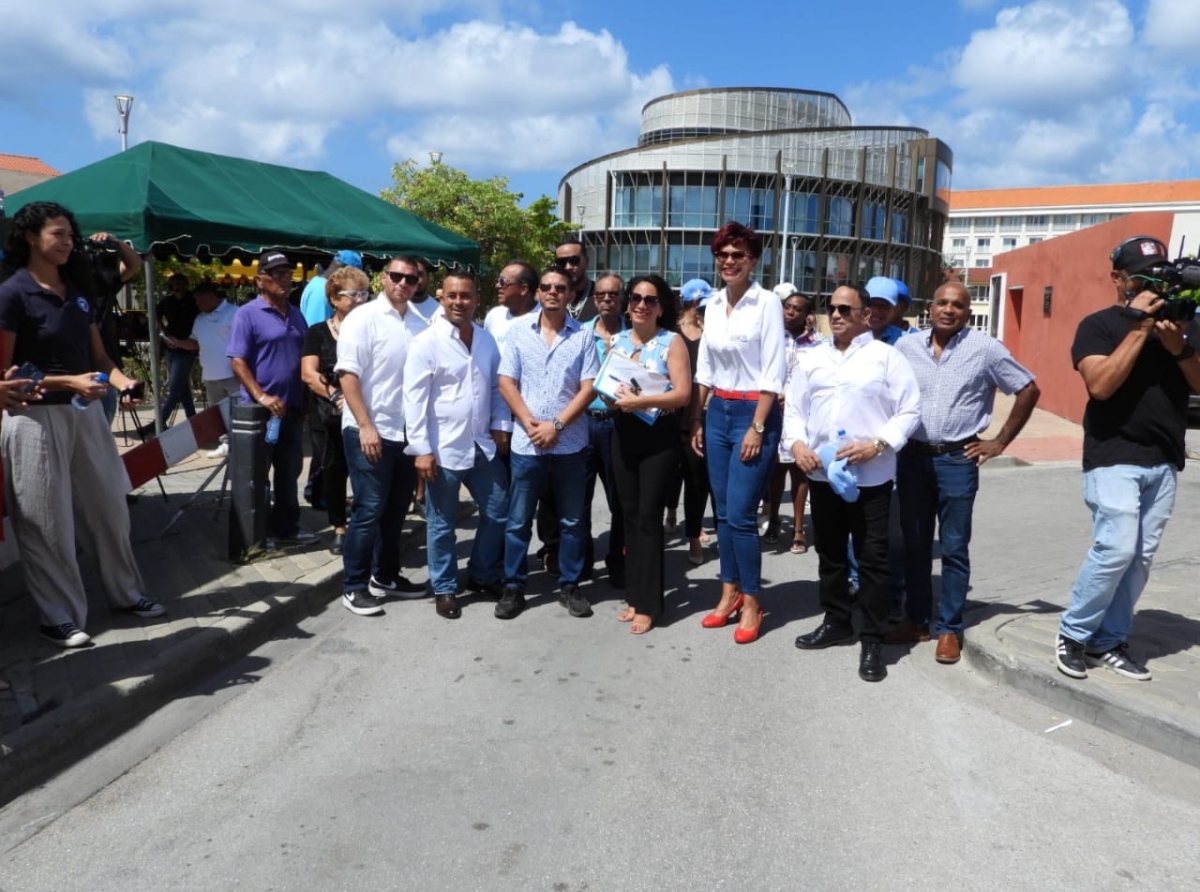 Partido MAS ta e di tres partido cu a entrega su lista di candidatonan