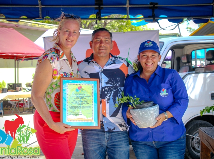 A duna reconocimento na amigonan di Santa Rosa