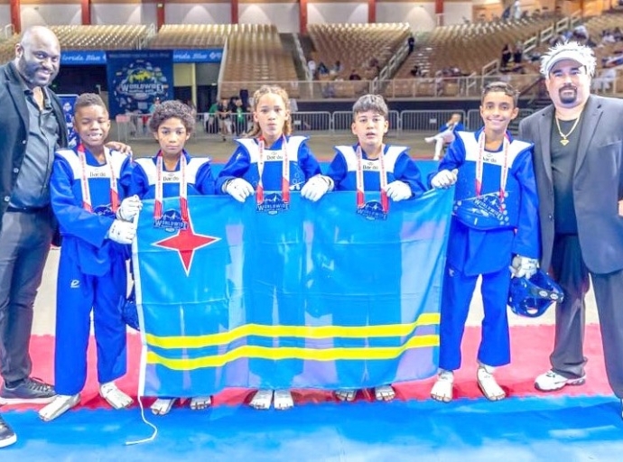 Taekwondo Team Aruba Aruba a gana 4 medaya di Oro na Orlando