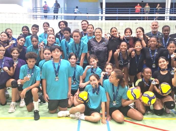 Exitoso Torneo di Volleyball pa hobennan te cu 13 aña