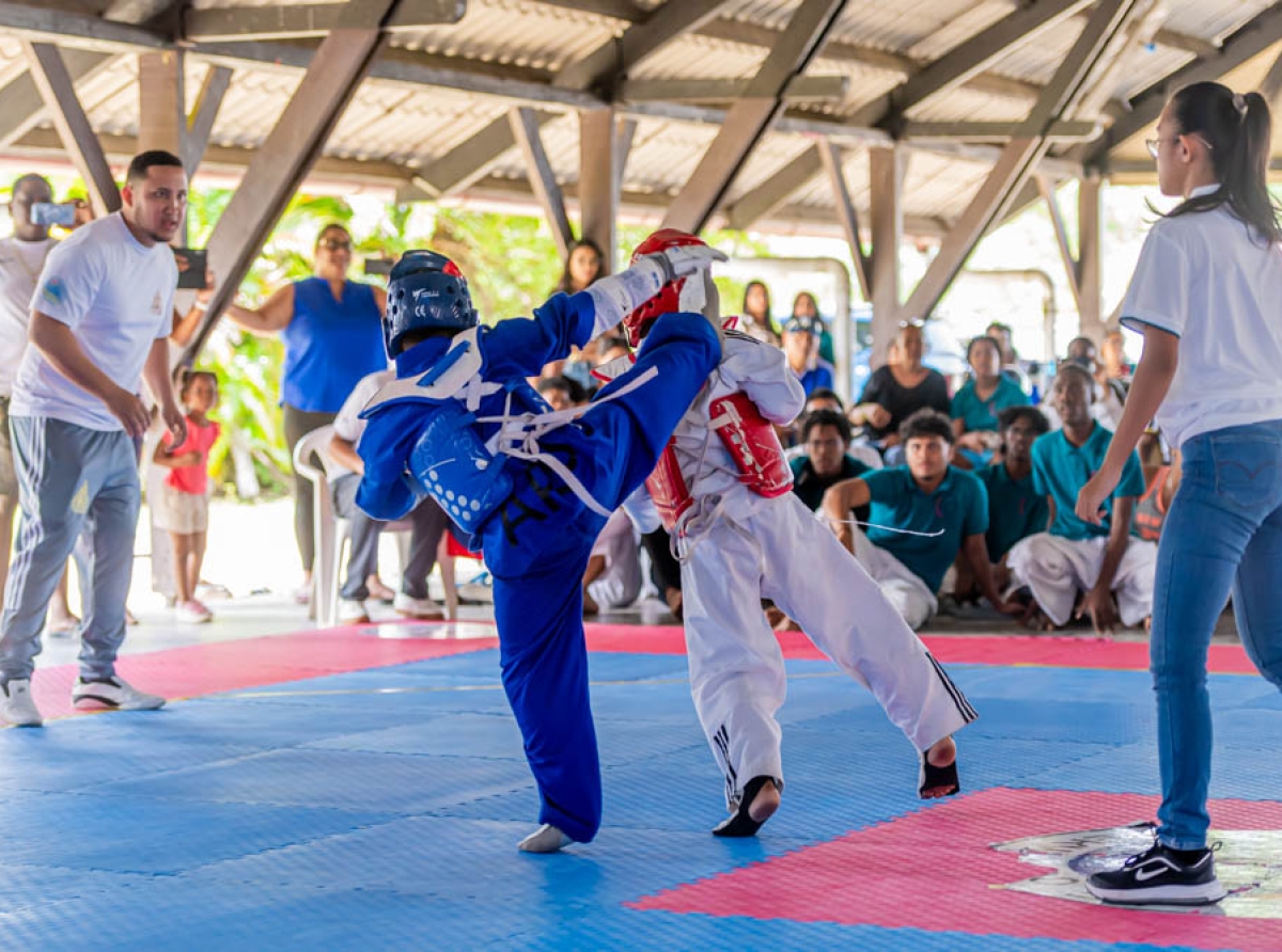 Taekwondo Team Aruba a gana e di diesun Copa di TK5