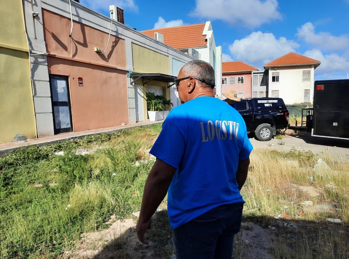 Trabaonan di control pa seguridad durante carnaval ta tumando lugar y samenwerking ta tremendo