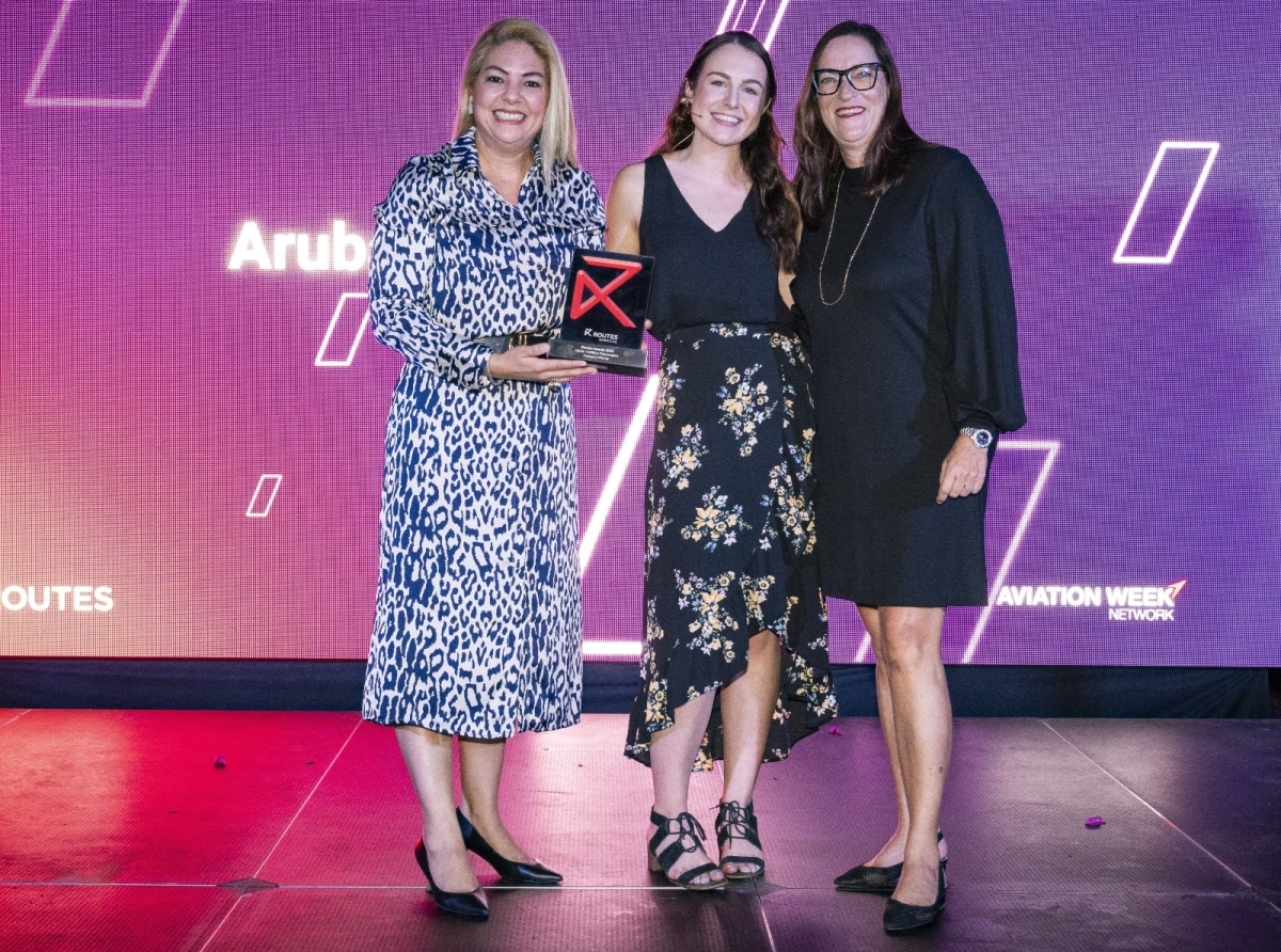 Aruba Airport Authority reconoci cu premio renombra di “Airline Marketing”