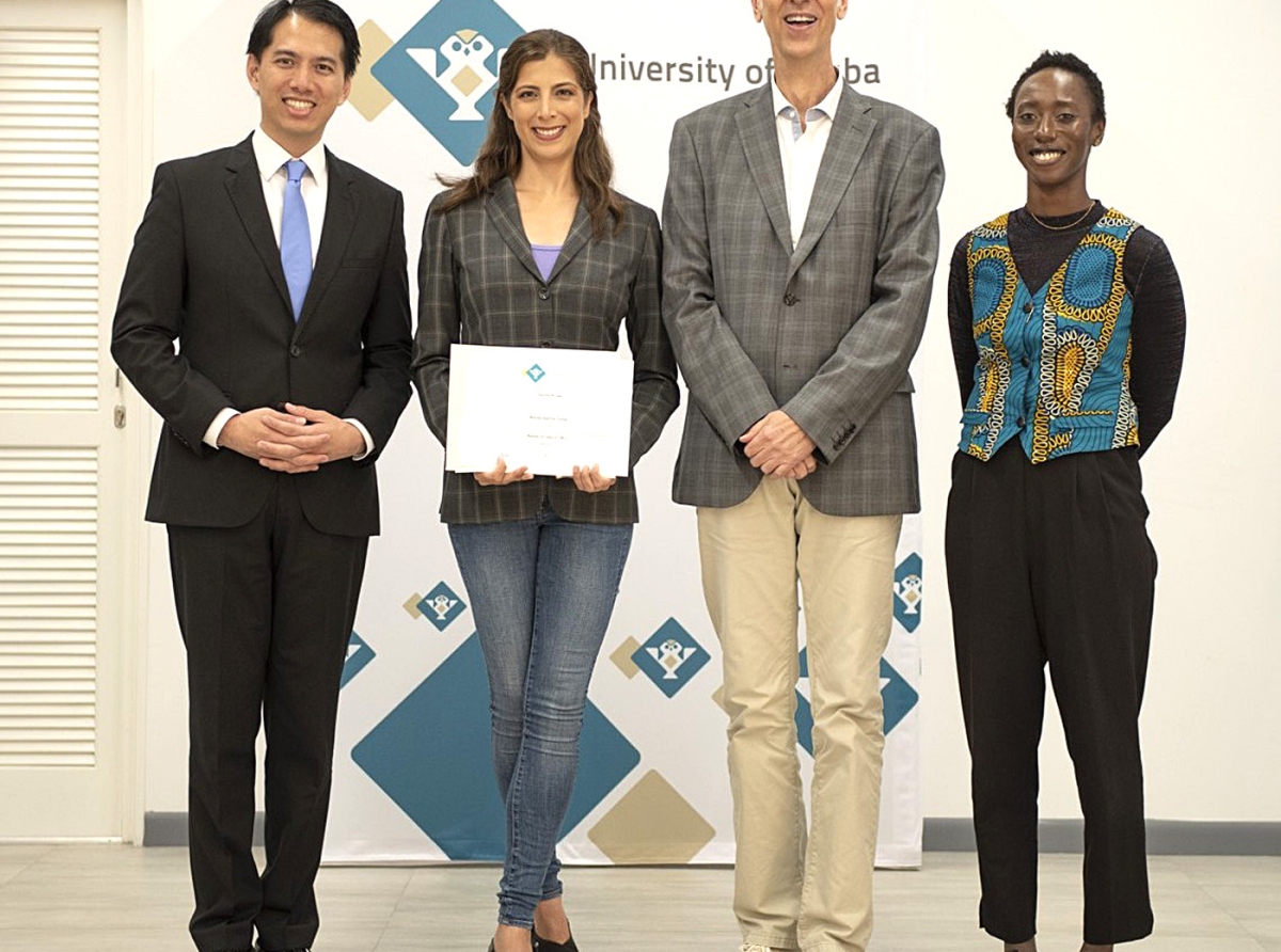 Marisa a gradua na Universidad di Aruba