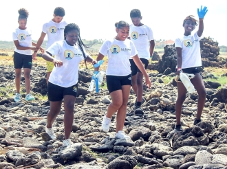 Alumnonan di Ciclo Basico di La Salle College bay yuda haci costa limpi