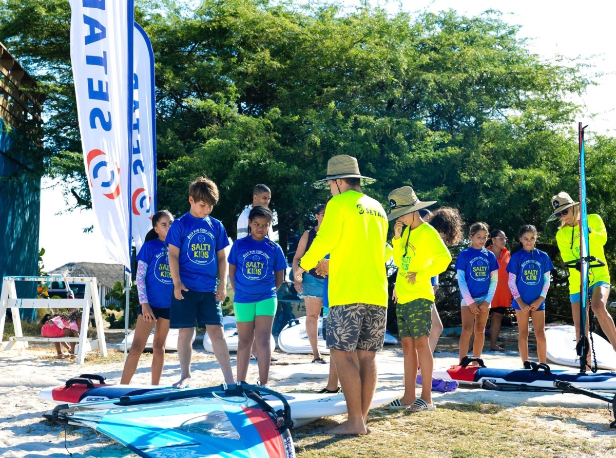 Exitoso Surf Camp pa mucha organiza pa Sarah-Quita Offringa