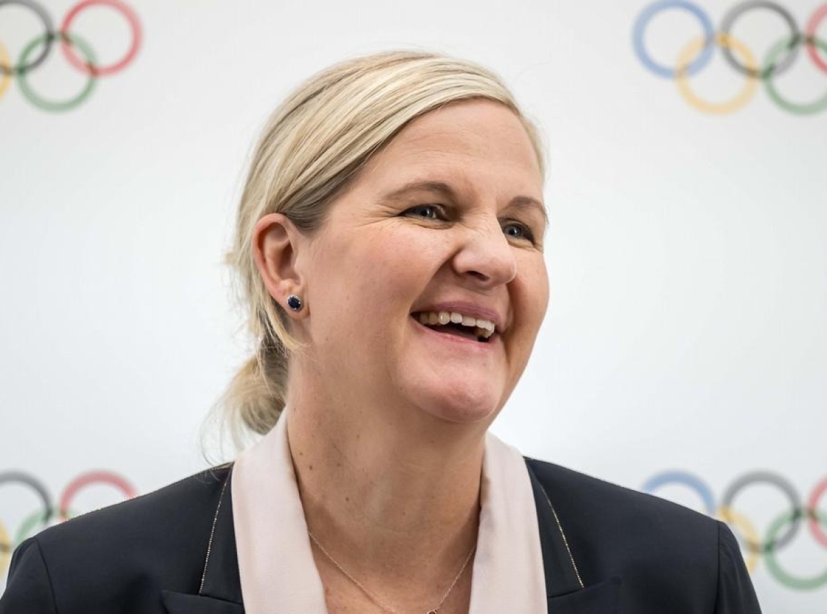 Sra. Kirsty Coventry a keda eligi como e di dies presidente di International Olympic Committee