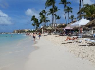 Aruba a ricibi un total di 115,560 huesped ‘stayover’ cu ta tiki menos