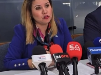 Parlamento ta yama Minister pa splica mas tocante e MoU cu Royal Schiphol Group