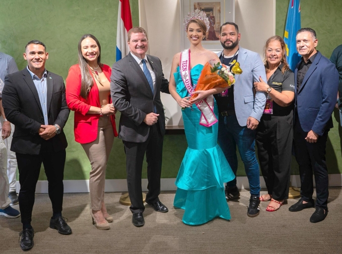 Gobierno tambe a felicita Guizza Maria Steenvoorde