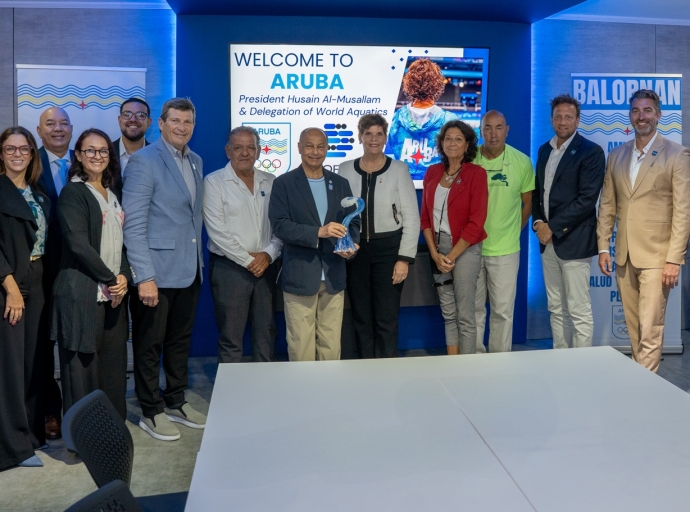 Presidente di World Aquatics ta conta di su bishita na Aruba