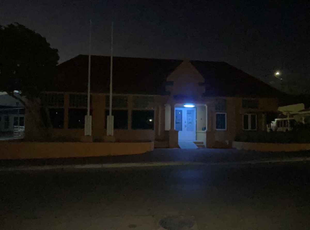 DAS ta uni su mes na e campaña “Cende Luz Blauw” pa Prevencion di Abuso di Mucha