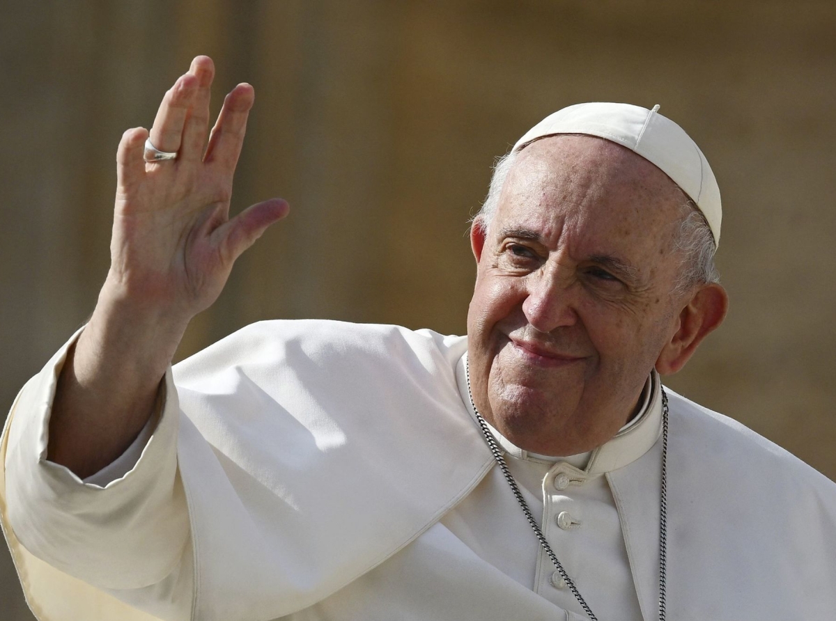 Papa Francisco a laga mensahe inolvidable pa e hubentud di mundo henter