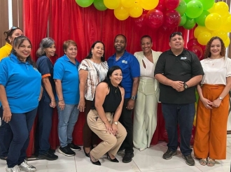 DVG a dispidi di tres colega cu despues di hopi aña di labor ta bay disfruta di VUT