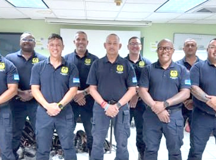 Brandweer Aruba ta conta cu nuebe Bevelvoerder mas